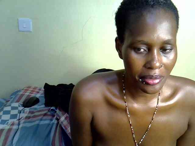 Curvy-goddessa webcam