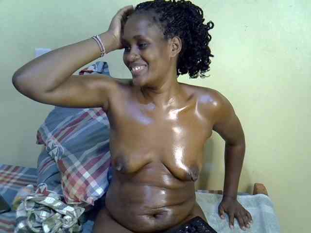 Curvy-goddessa webcam