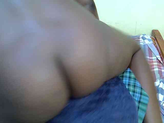 Curvy-goddessa webcam