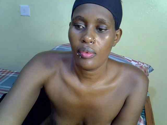 Curvy-goddessa webcam