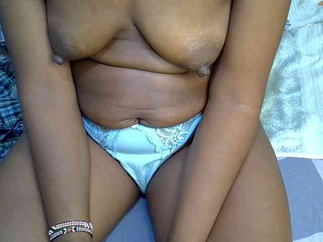 Curvy-goddessa webcam