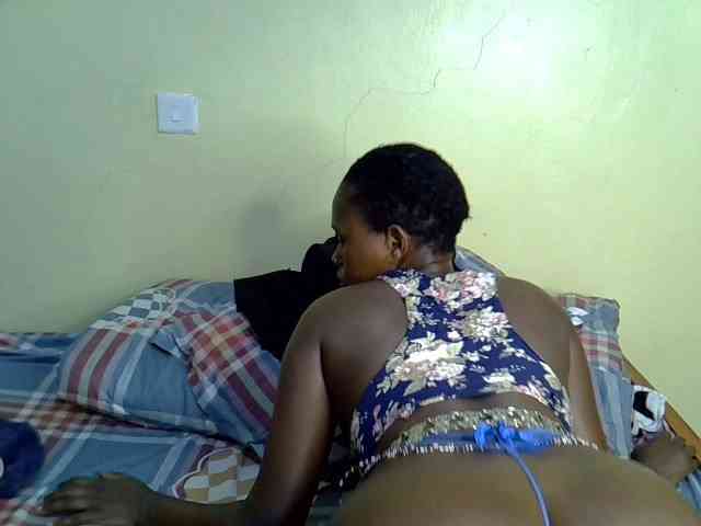 Curvy-goddessa webcam