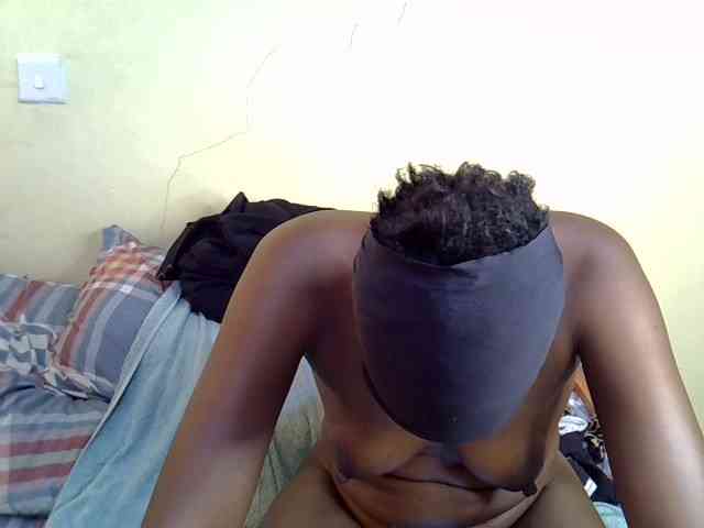 Curvy-goddessa webcam