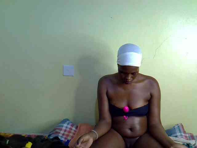 Curvy-goddessa webcam