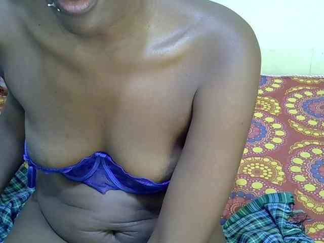 Curvy-goddessa webcam