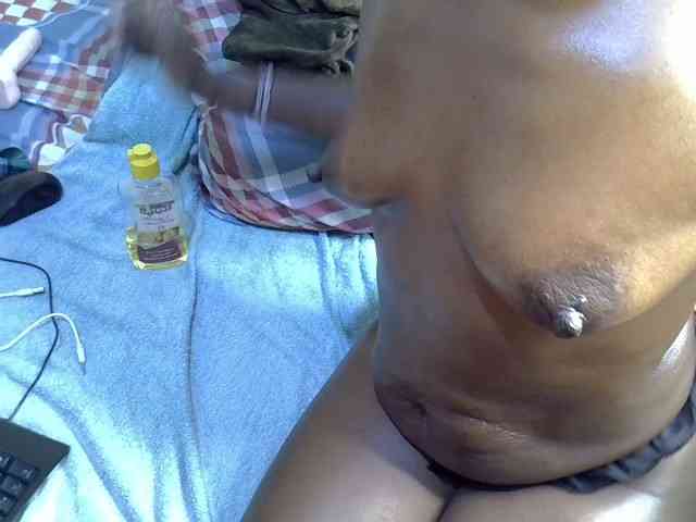 Curvy-goddessa webcam