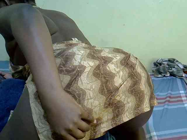 Curvy-goddessa webcam