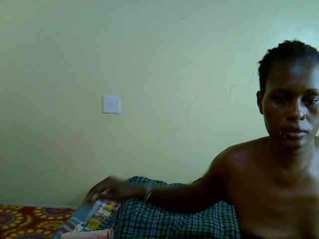 Curvy-goddessa Curvy-goddessa