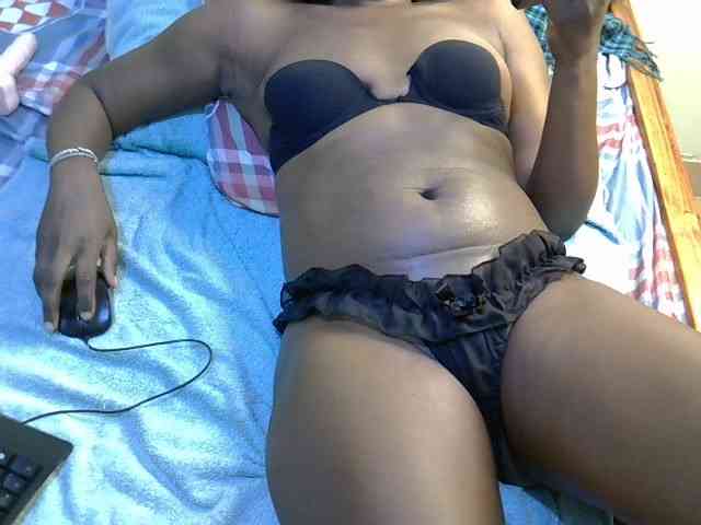 Curvy-goddessa webcam