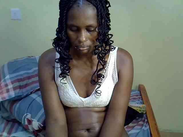 Curvy-goddessa webcam