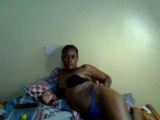 Curvy-goddessa webcam