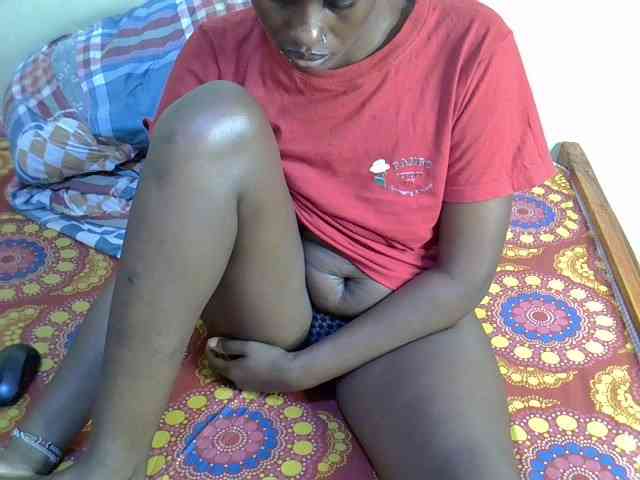 Curvy-goddessa webcam