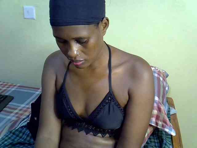 Curvy-goddessa webcam