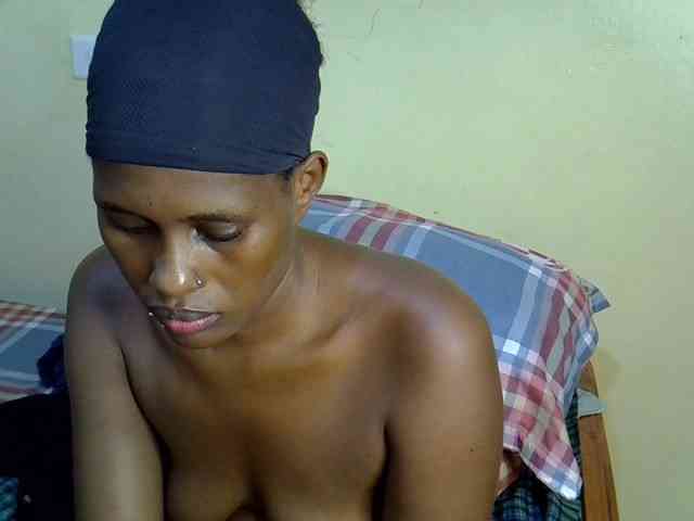 Curvy-goddessa webcam