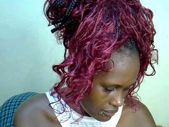 Curvy-goddessa webcam