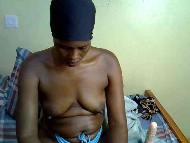 Curvy-goddessa webcam