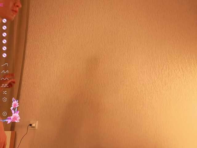 MoranaBetony's BongaCams show and profile