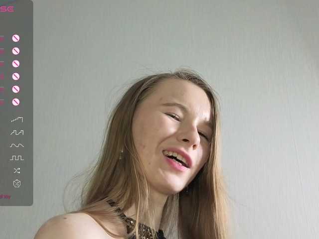 MoranaBetony's BongaCams show and profile