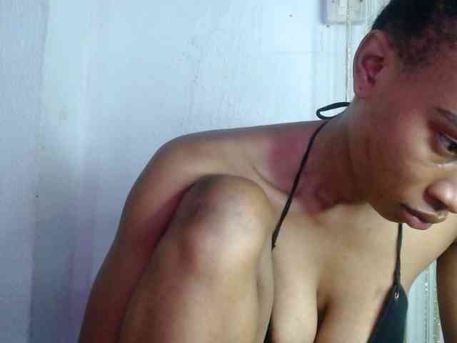 Ceecee Live Webcam on BongaCams