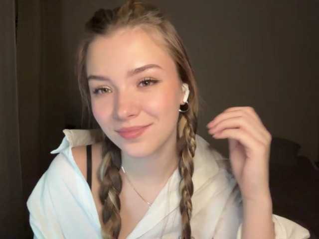 EvangelinaConney's BongaCams show and profile