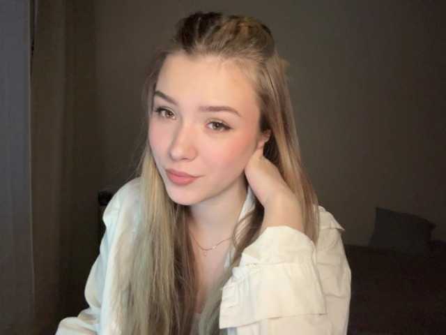 EvangelinaConney's BongaCams show and profile