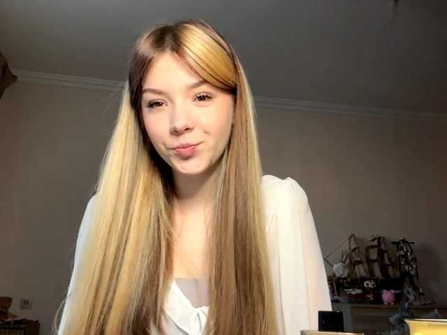 EvangelinaConney's BongaCams show and profile