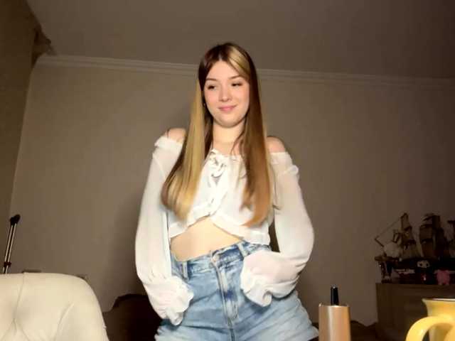 EvangelinaConney's BongaCams show and profile