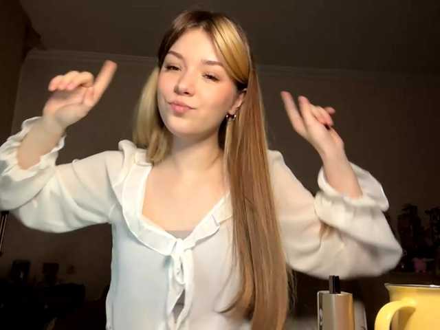 EvangelinaConney's BongaCams show and profile