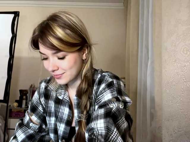 EvangelinaConney's BongaCams show and profile