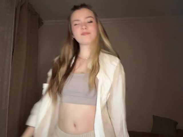 EvangelinaConney's BongaCams show and profile