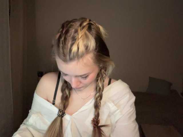 EvangelinaConney's BongaCams show and profile