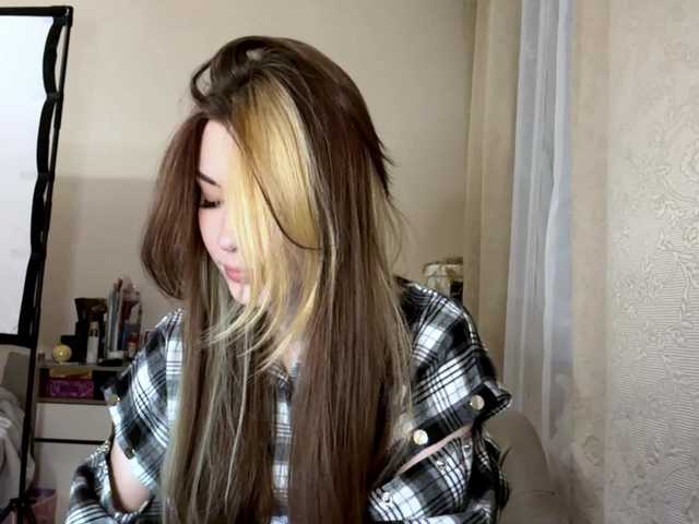 EvangelinaConney's BongaCams show and profile