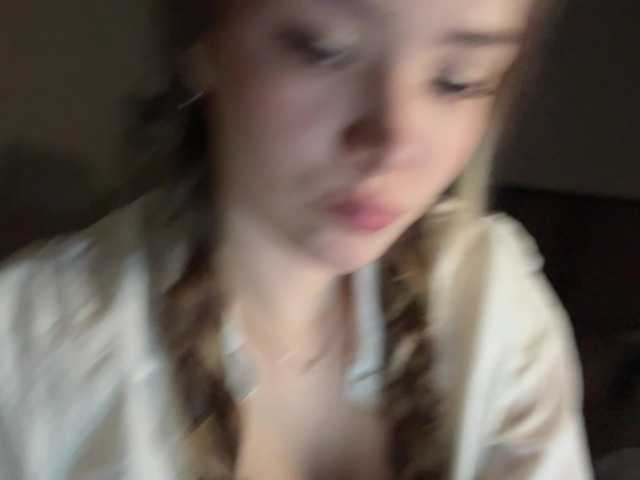 EvangelinaConney's BongaCams show and profile