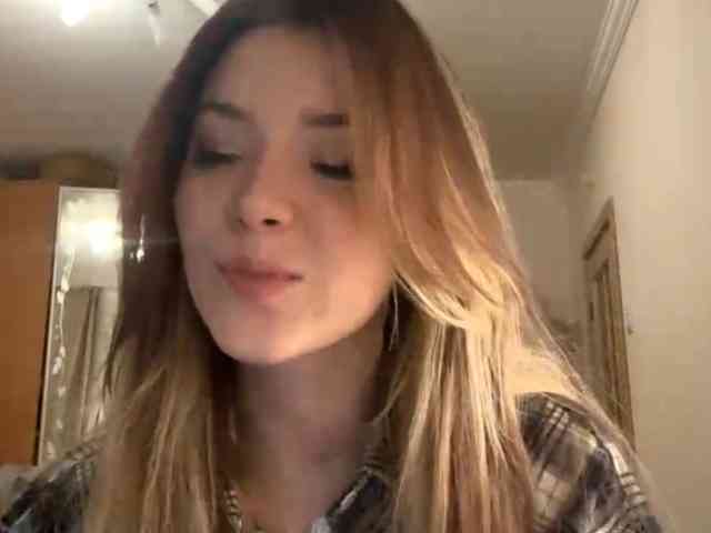 EvangelinaConney webcam