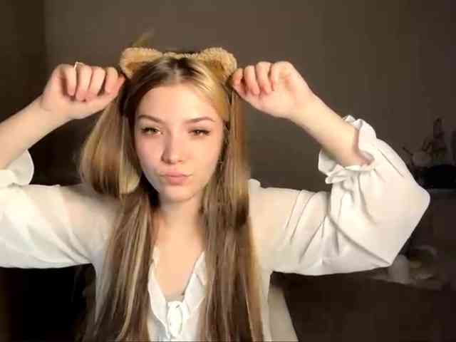 EvangelinaConney webcam