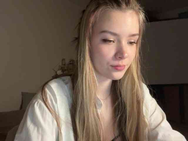 EvangelinaConney webcam