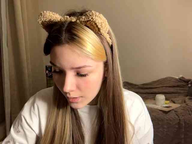 EvangelinaConney webcam