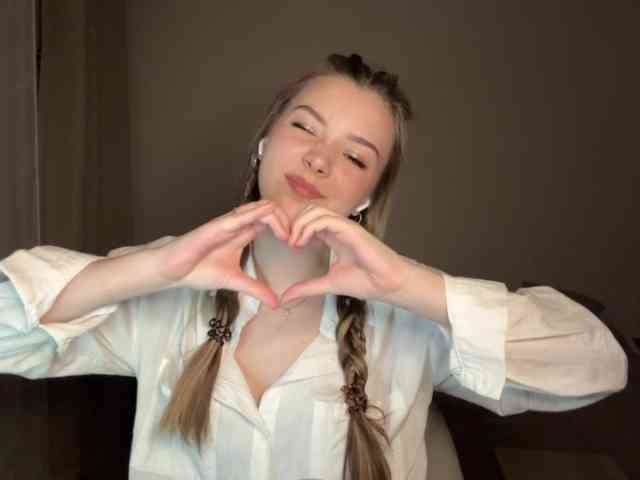 EvangelinaConney webcam