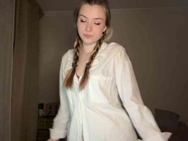 EvangelinaConney webcam