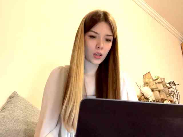 EvangelinaConney webcam