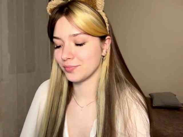 EvangelinaConney webcam