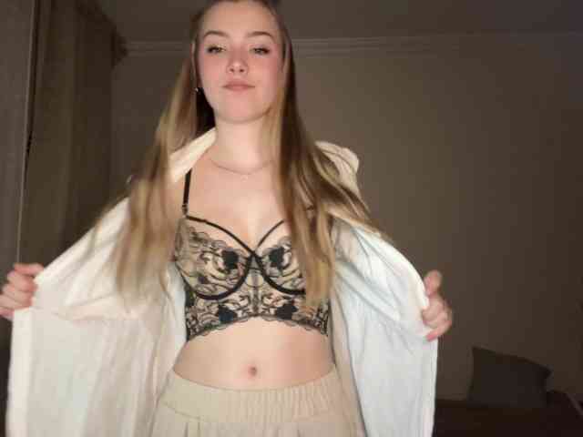 EvangelinaConney webcam