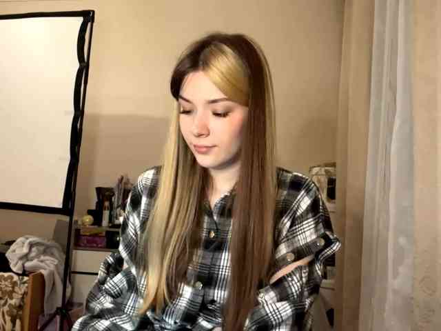 EvangelinaConney webcam