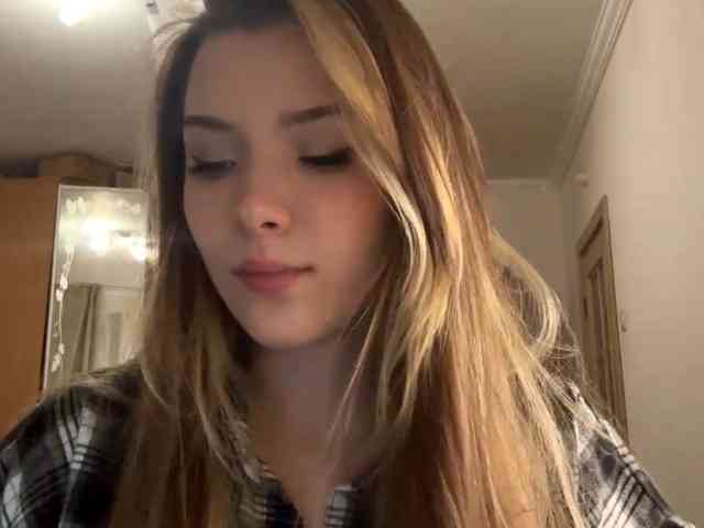 EvangelinaConney webcam