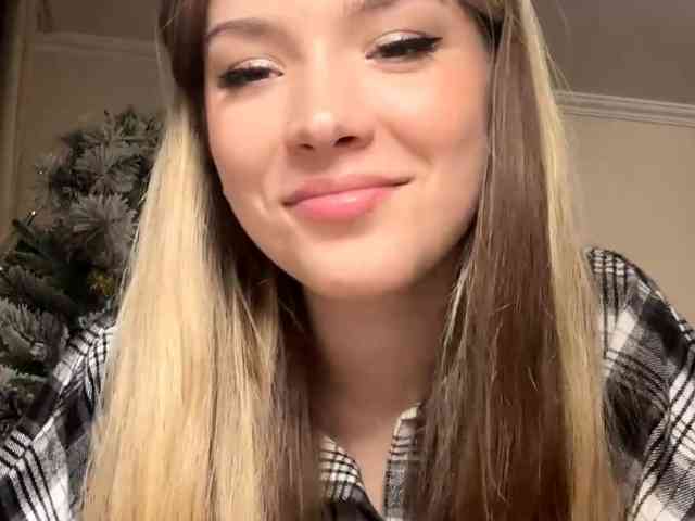 EvangelinaConney webcam