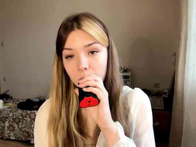 EvangelinaConney webcam