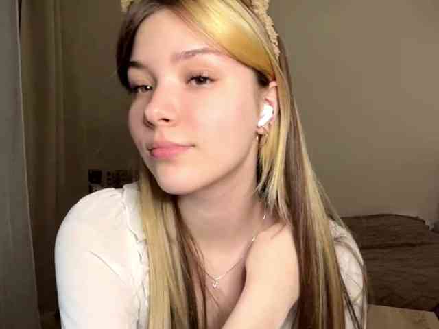 EvangelinaConney webcam