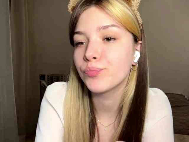 EvangelinaConney webcam