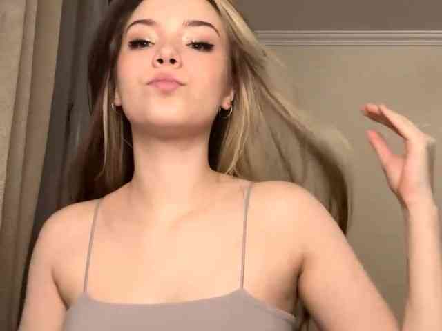 EvangelinaConney webcam