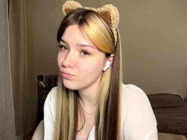 EvangelinaConney webcam